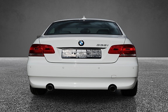 BMW 335i 6 of 18