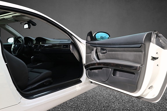 BMW 335i 10 of 18