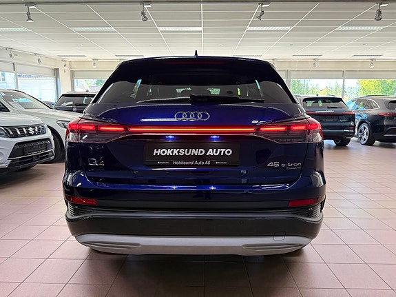 Audi Q4 e-tron 10 of 30