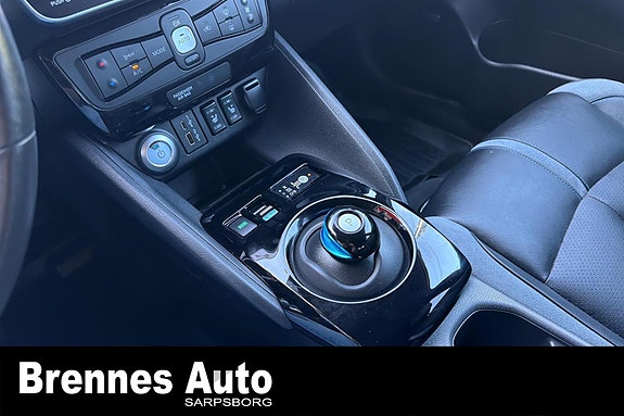 Nissan Leaf 19 of 23