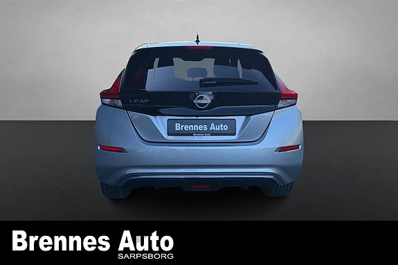 Nissan Leaf 6 of 23
