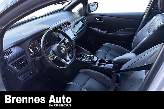 Nissan Leaf 9 of 23