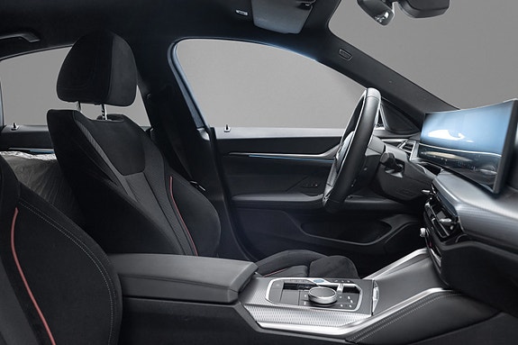 BMW i4 22 of 23