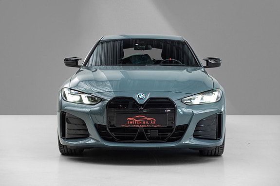 BMW i4 2 of 23