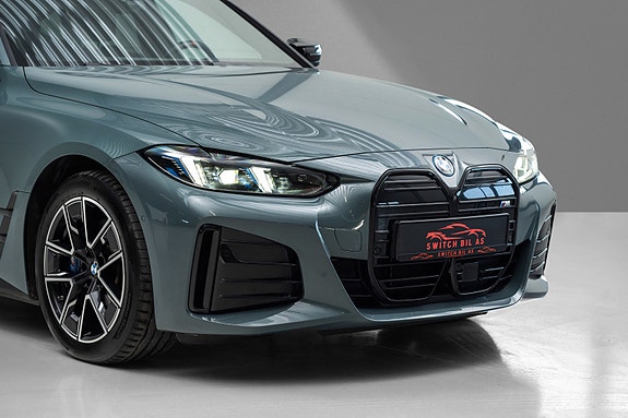 BMW i4 9 of 23
