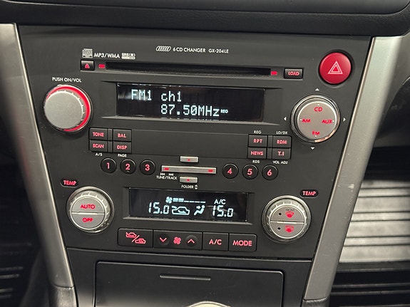 Subaru Legacy 16 of 19