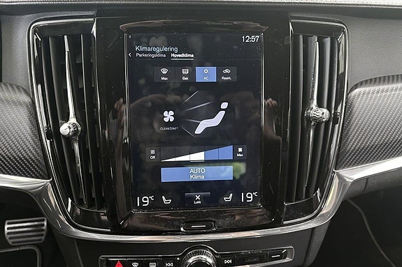 Volvo V90 19 of 23