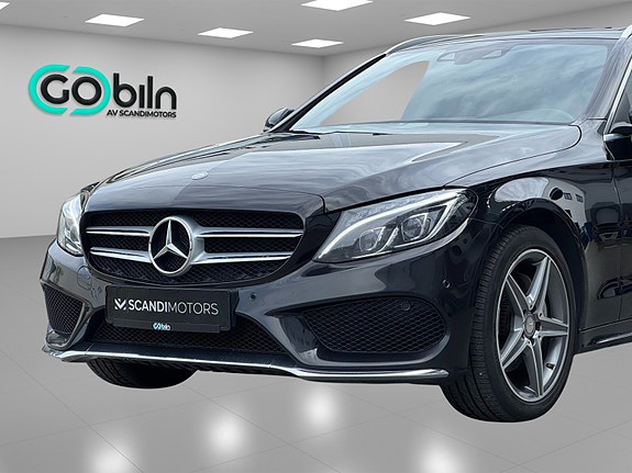 Mercedes-Benz 2 of 30