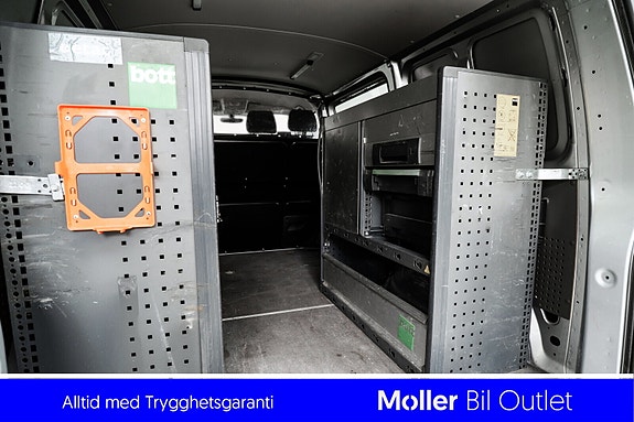 Volkswagen Transporter 14 of 18