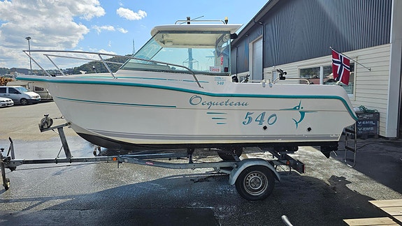 Ocqueteau 540 med nyere Suzuki 60 og Tredal båthenger 4 of 14