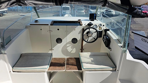 Ocqueteau 540 med nyere Suzuki 60 og Tredal båthenger 9 of 14