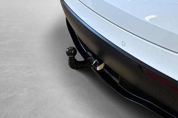 Tesla Model Y 30 of 30