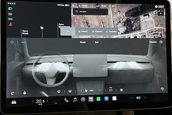 Tesla Model Y 24 of 30