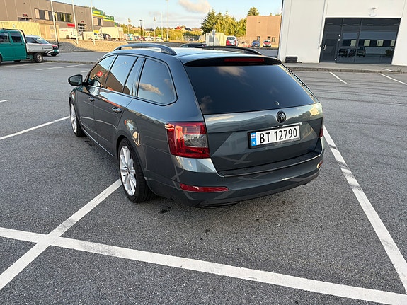 Skoda Octavia 5 of 17