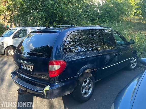 Chrysler Voyager 7 of 30