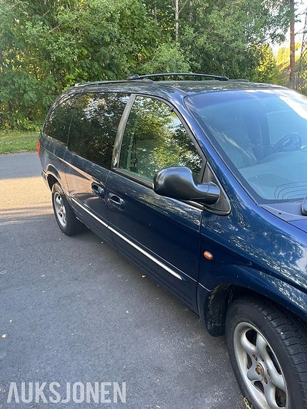 Chrysler Voyager 13 of 30