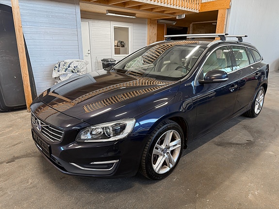 Volvo V60 13 of 30