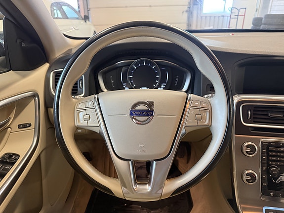 Volvo V60 29 of 30