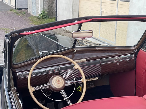 Cadillac 11 of 12