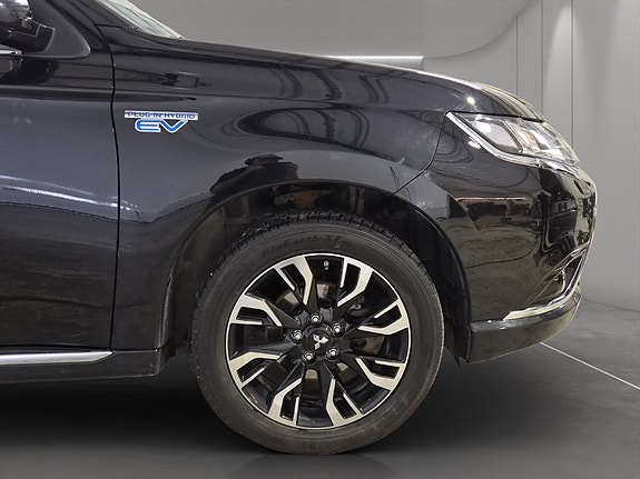 Mitsubishi Outlander 8 of 21
