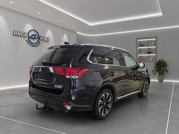 Mitsubishi Outlander 9 of 21