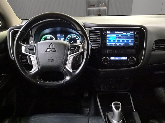 Mitsubishi Outlander 15 of 21