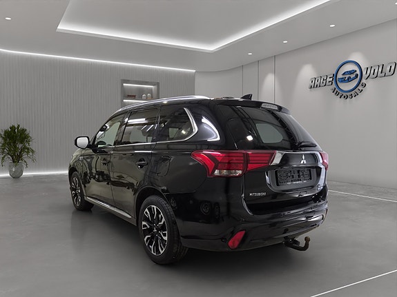 Mitsubishi Outlander 10 of 21