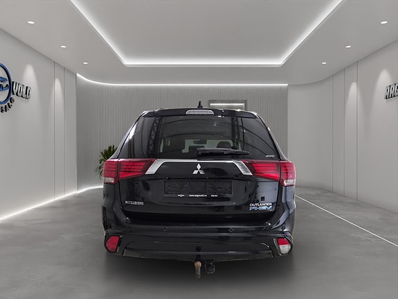 Mitsubishi Outlander 6 of 21