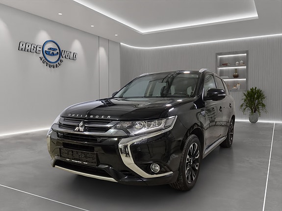 Mitsubishi Outlander 2 of 21