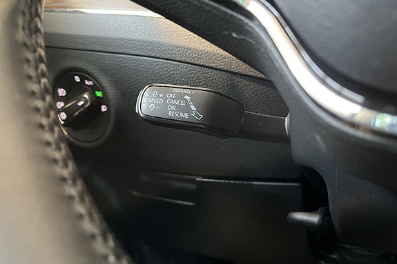 Skoda Superb 16 of 30