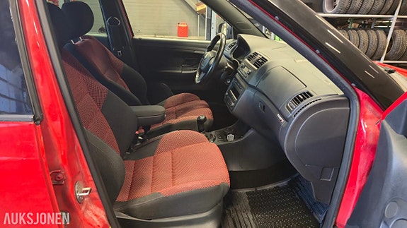 Skoda Fabia 7 of 25