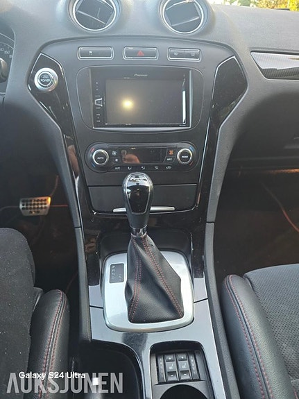 Ford Mondeo 19 of 19