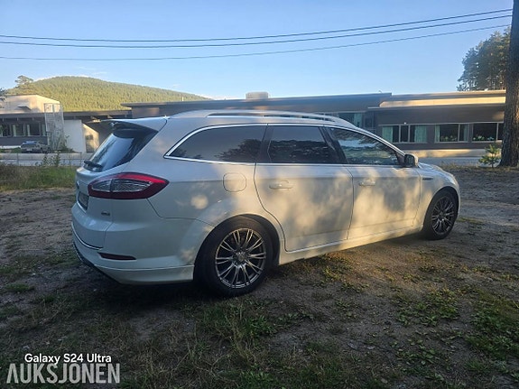 Ford Mondeo 10 of 19