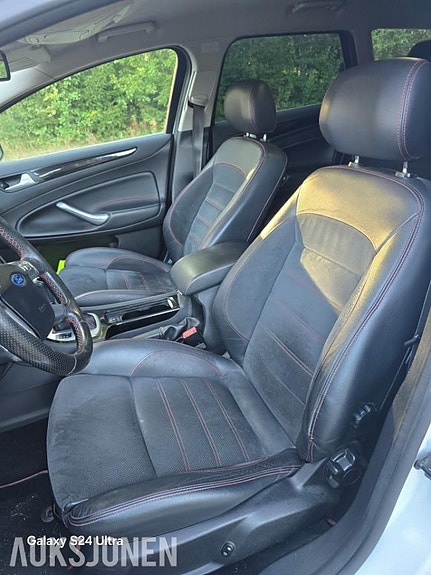Ford Mondeo 15 of 19