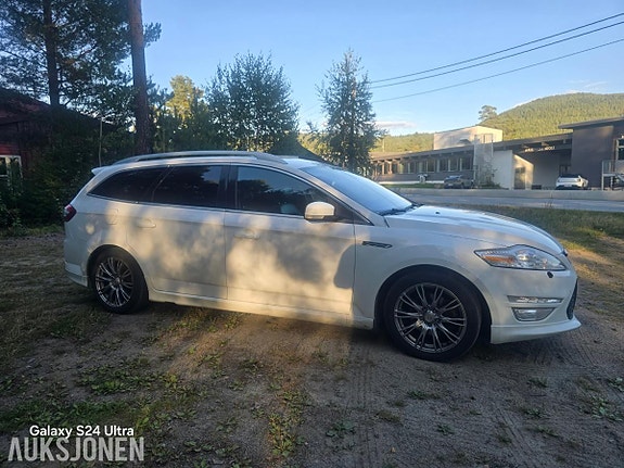 Ford Mondeo 12 of 19