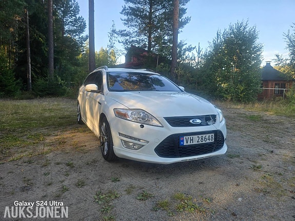 Ford Mondeo 13 of 19