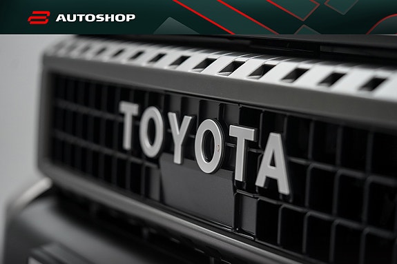 Toyota Land Cruiser 13 of 30