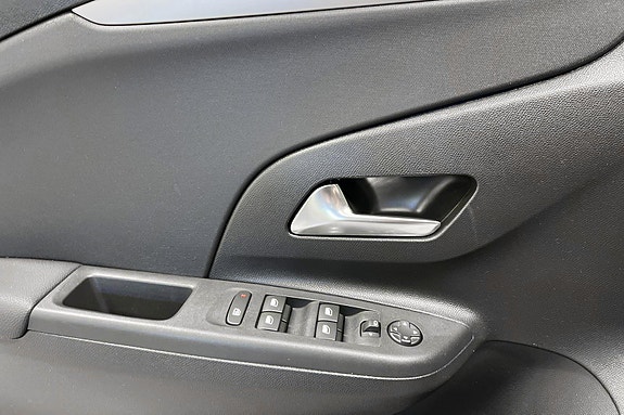 Opel Corsa 17 of 29