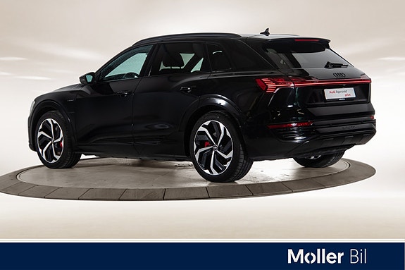 Audi Q8 e-tron 8 of 30