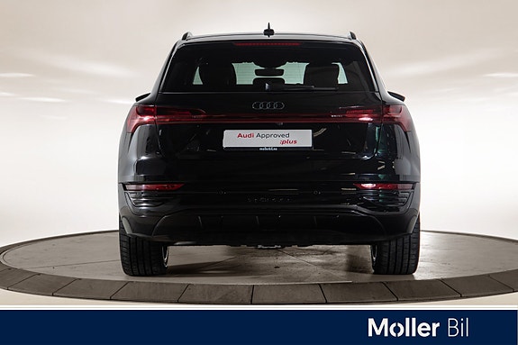 Audi Q8 e-tron 4 of 30