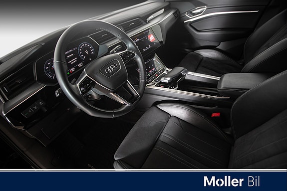 Audi Q8 e-tron 9 of 30