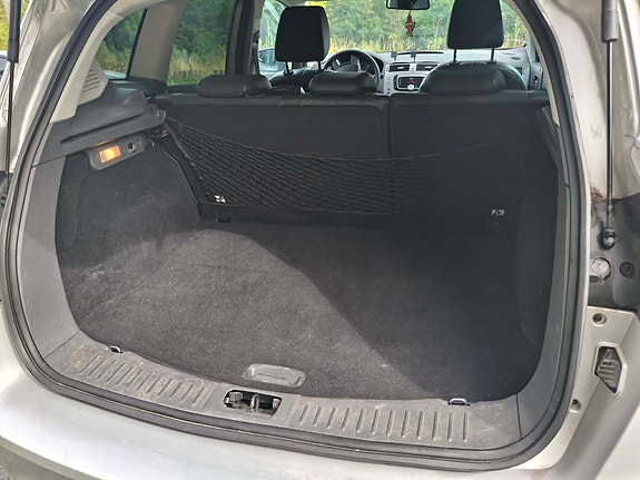 Ford Kuga 17 of 18