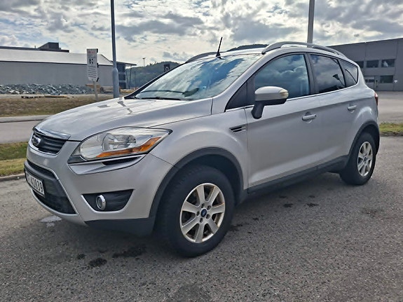 Ford Kuga 12 of 18