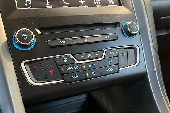 Ford Mondeo 15 of 29
