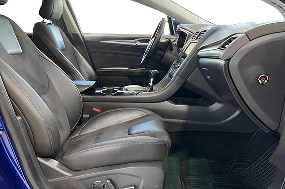 Ford Mondeo 23 of 29