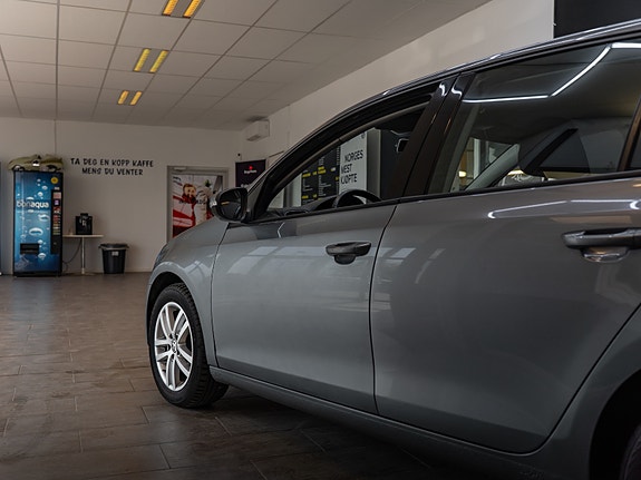 Volkswagen Golf VI 8 of 30