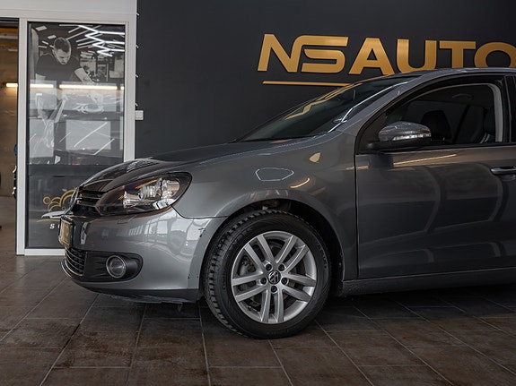 Volkswagen Golf VI 9 of 30