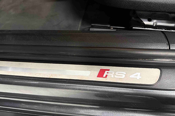 Audi RS4 19 of 30
