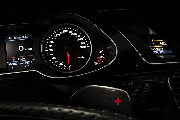 Audi RS4 28 of 30