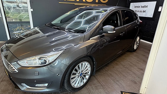Ford Focus 10 of 30